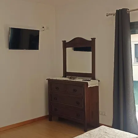 Guest house Vale Pocos House