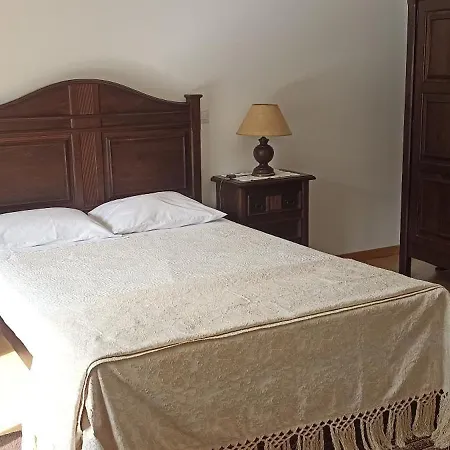 Vale Pocos House